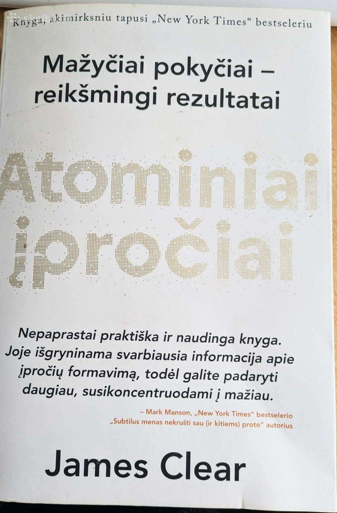 "Atominiai įpročiai" James Clear