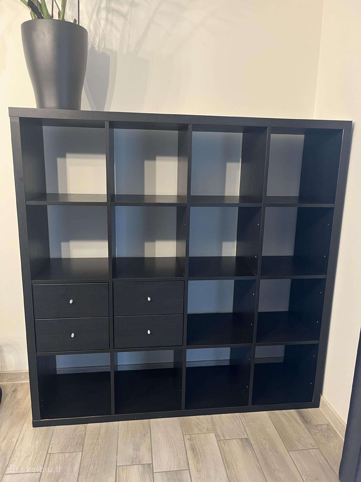 Ikea Kallax spinta