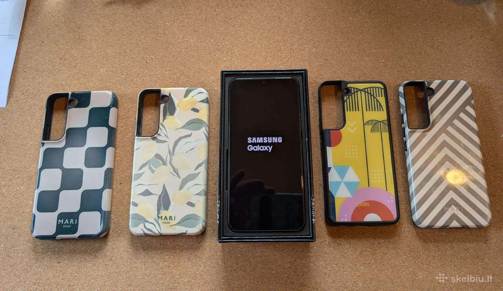Parduodu Samsung Galaxy S22 256 GB + dėkliukai