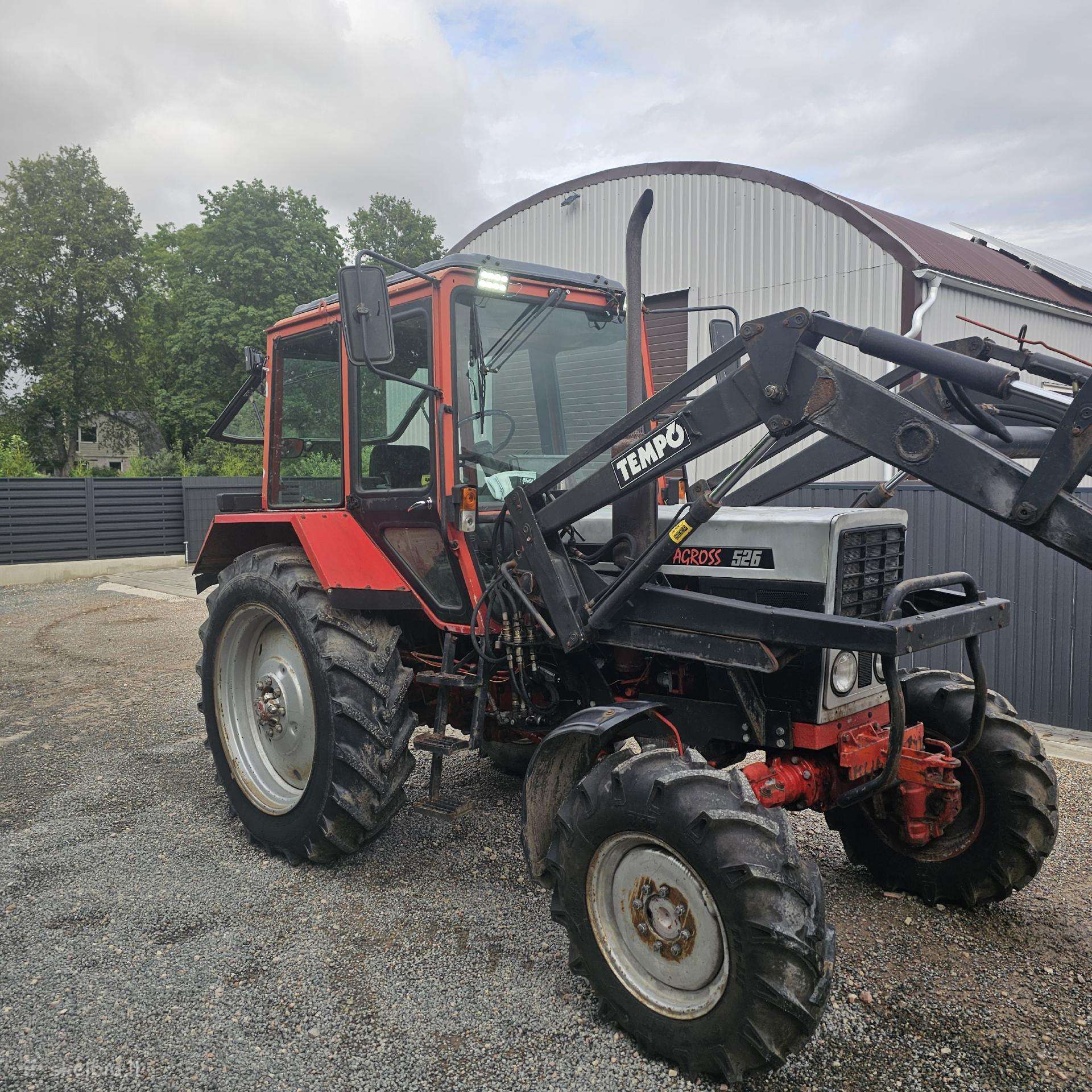 Mtz 82 su frontaliniu