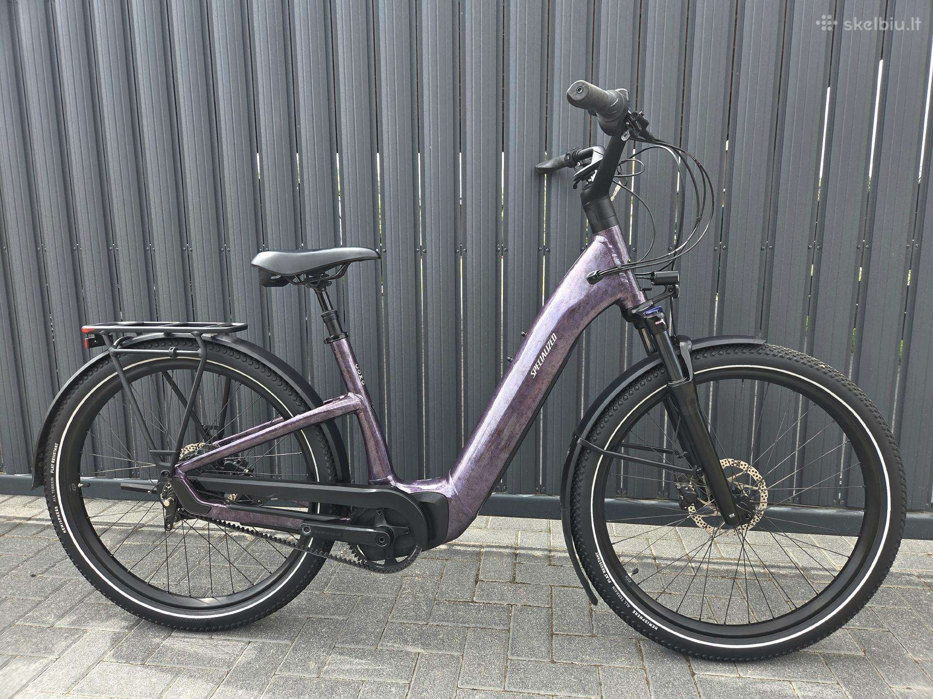 Specialiazed turbocomo 25m.elektrinis dirzas 710wh