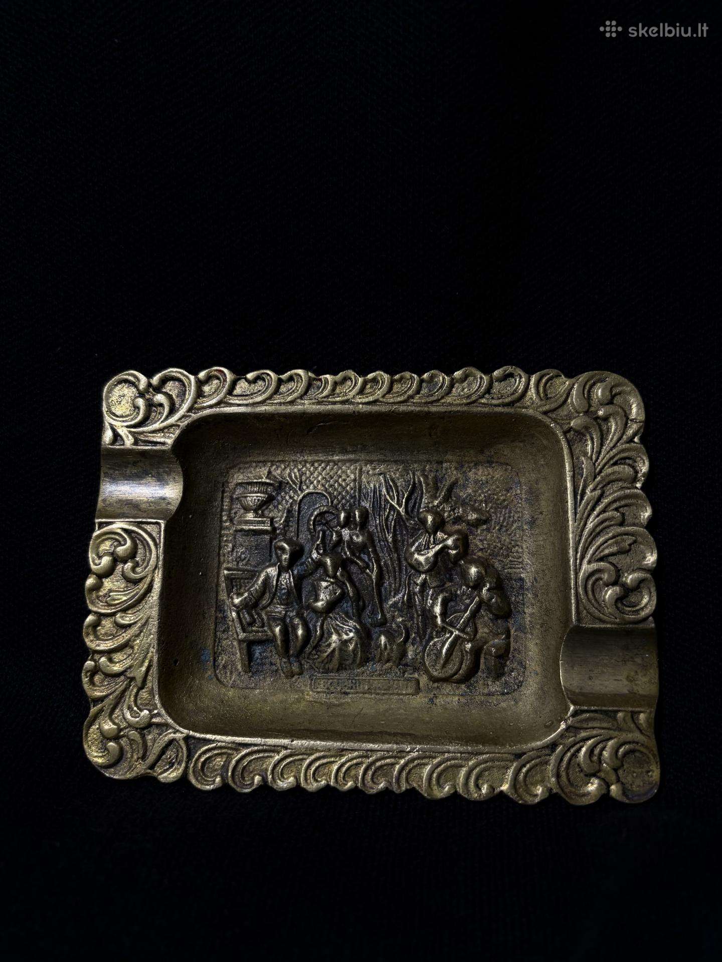 Originali vintažinė žalvarinė peleninė