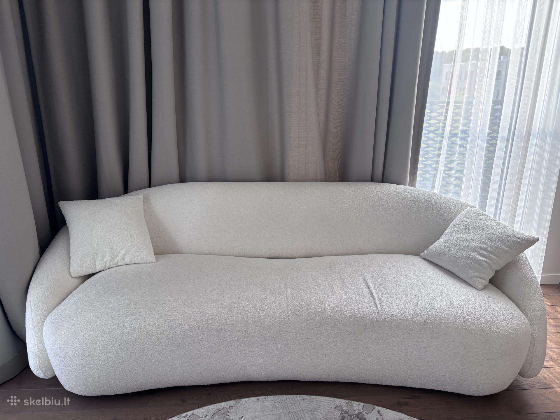 Balta Julep medžiaginė (boucl/teddy tipo sofa)