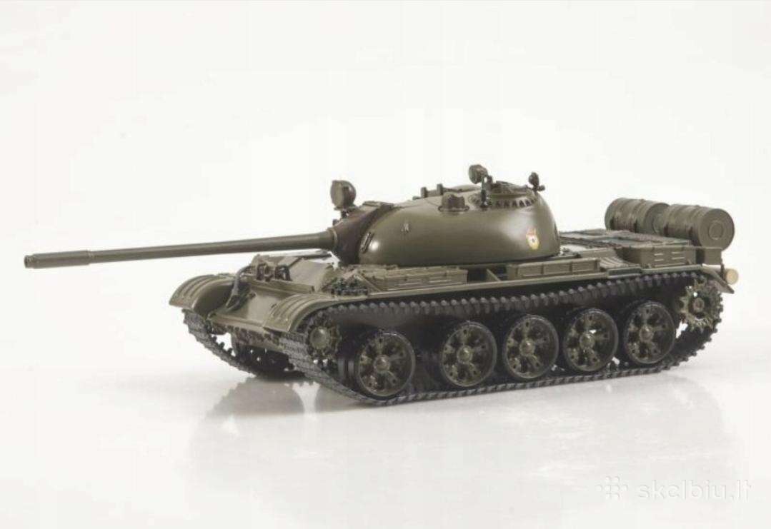 Tankas T-55
