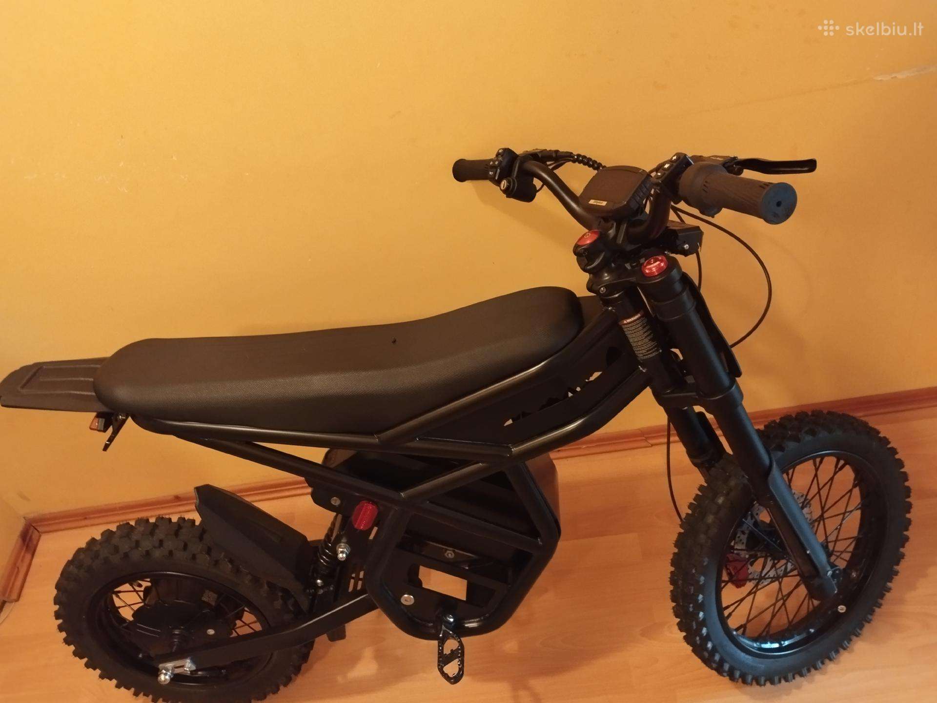 Riding times gt54 pro su šalmu 1180€
