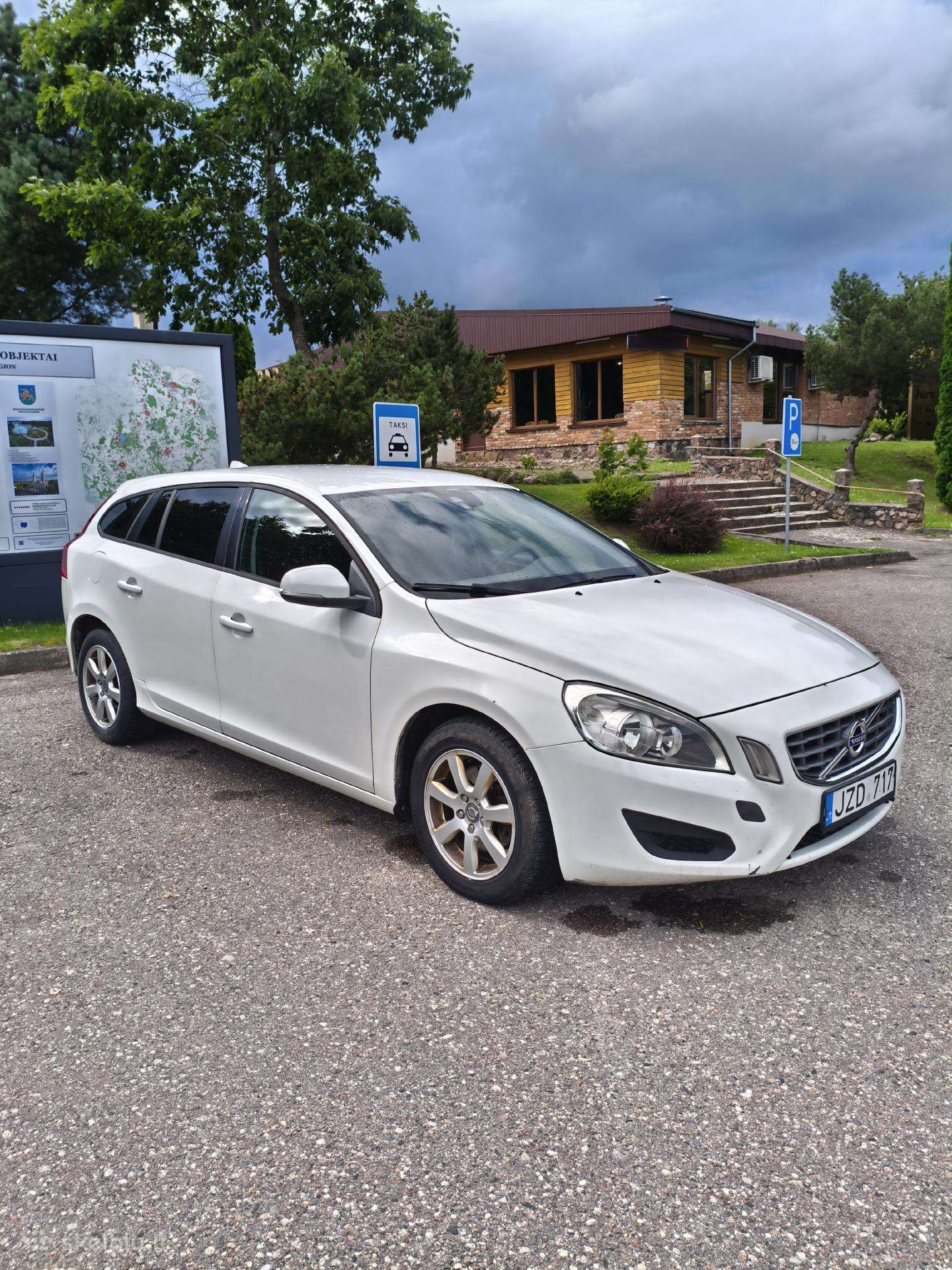 Volvo V60 D3