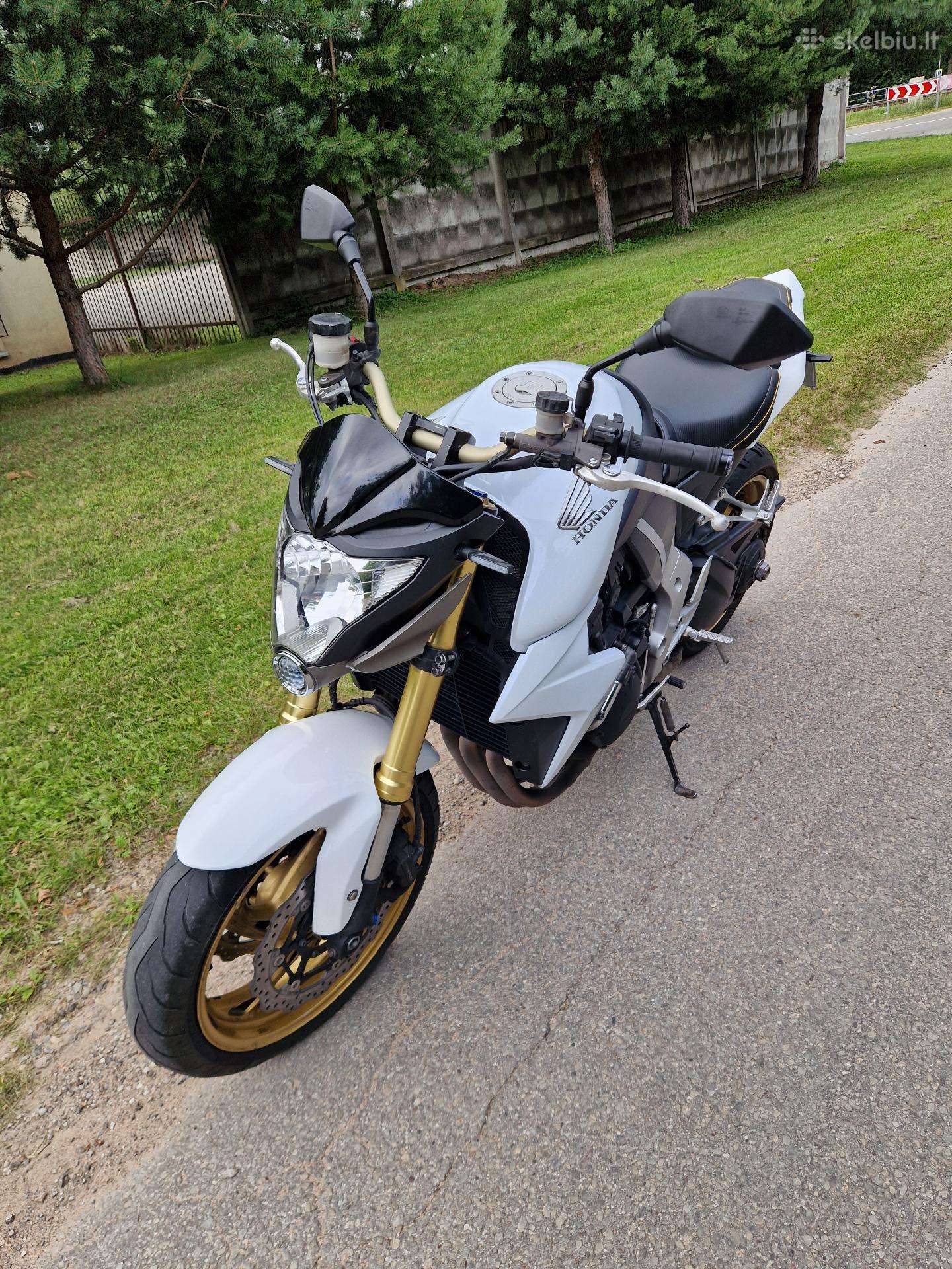 Honda Cb1000r