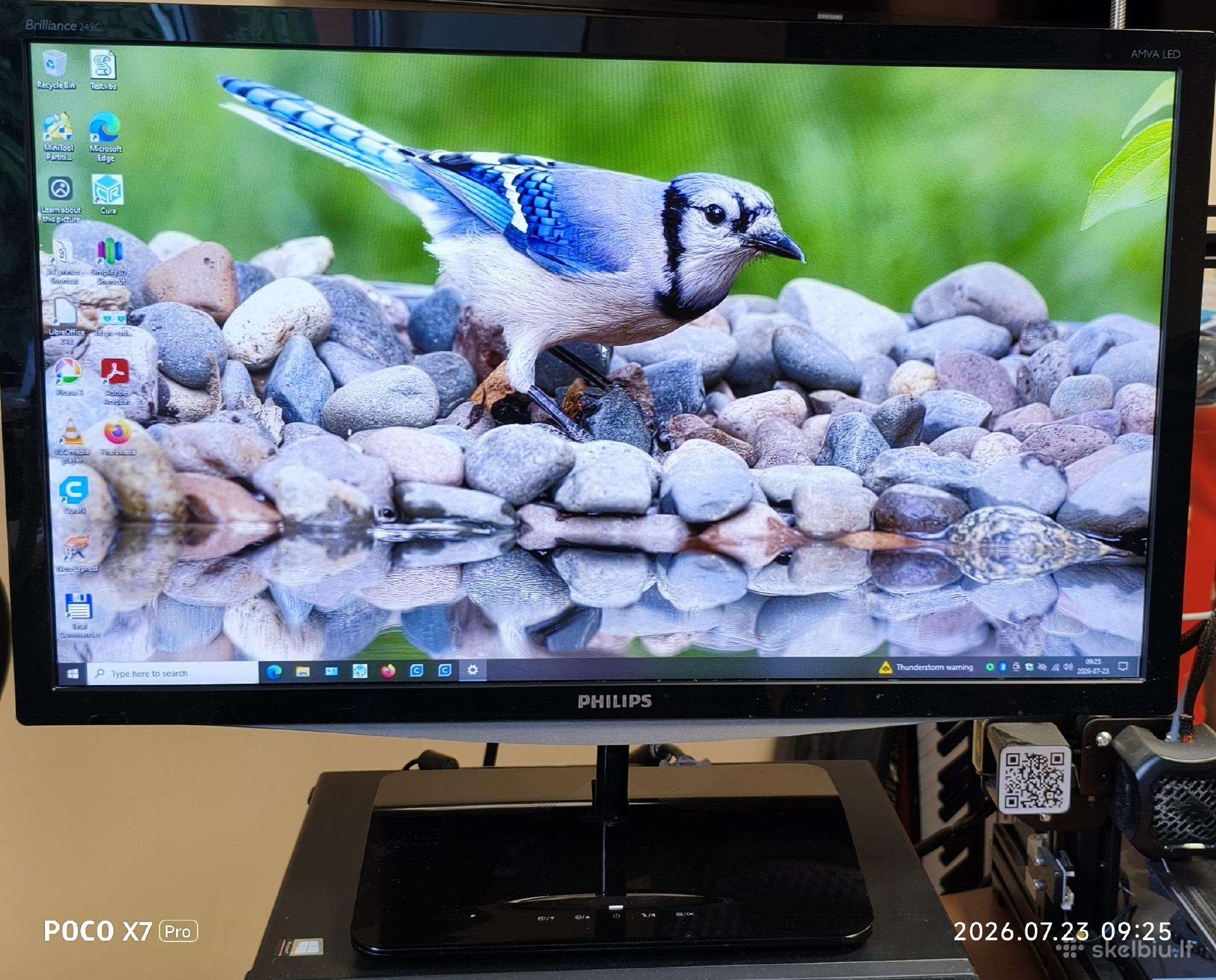 Philips Brilliance Amva LCD monitor 24"