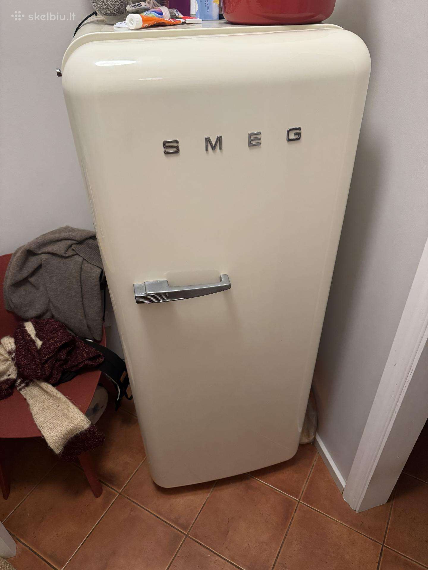Parduodu Smeg šaldytuvą