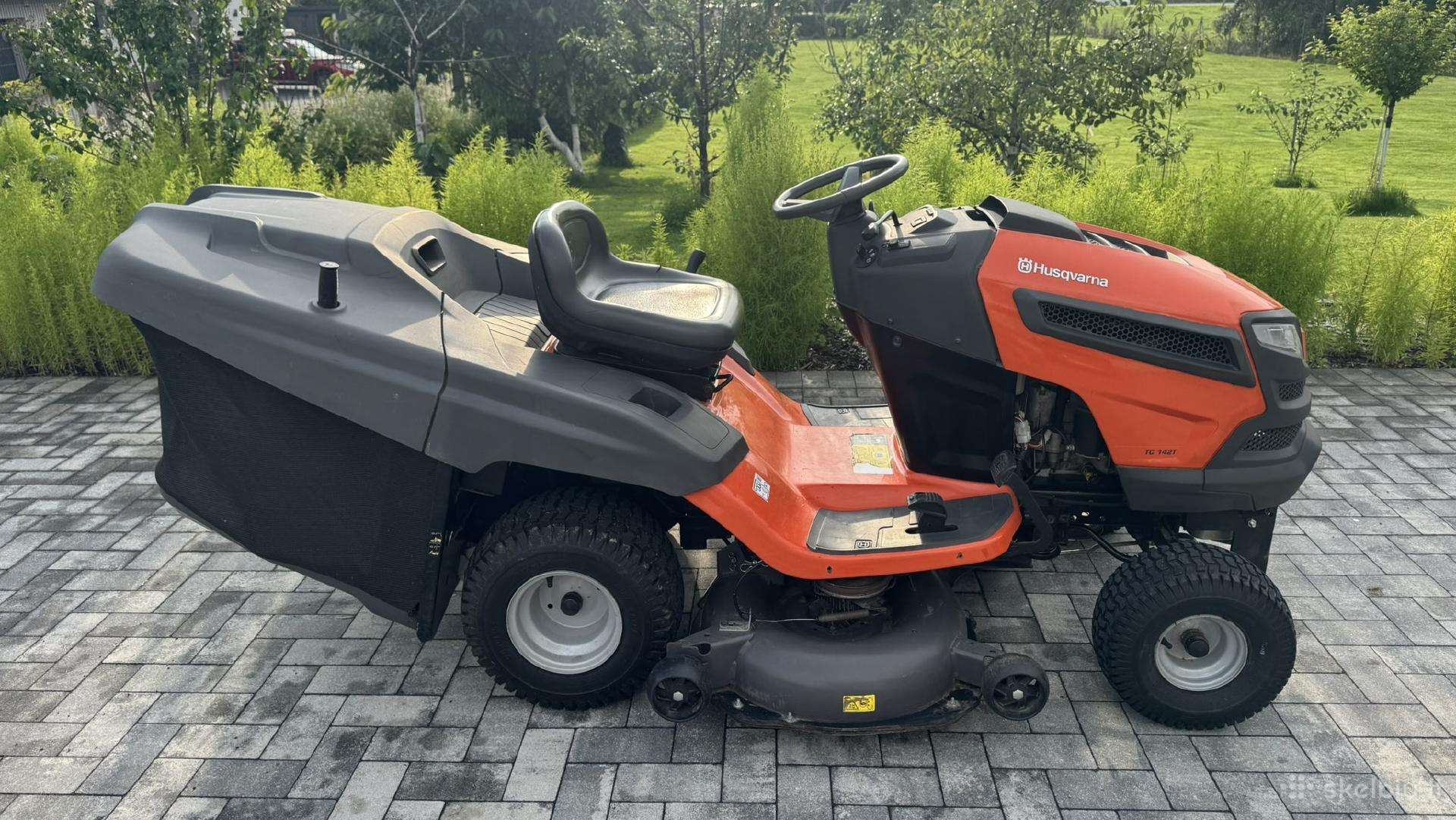 Husqvarna Tc 142t vejos traktoriukas