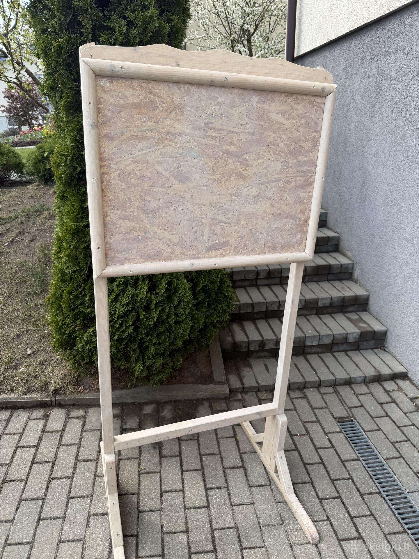 Parduodu medinę skelbimo lentą
