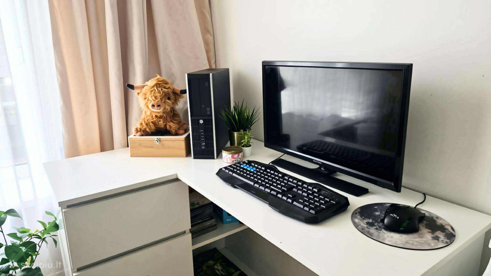 Kompiuterio komplektas namams, vaikui ar darbui