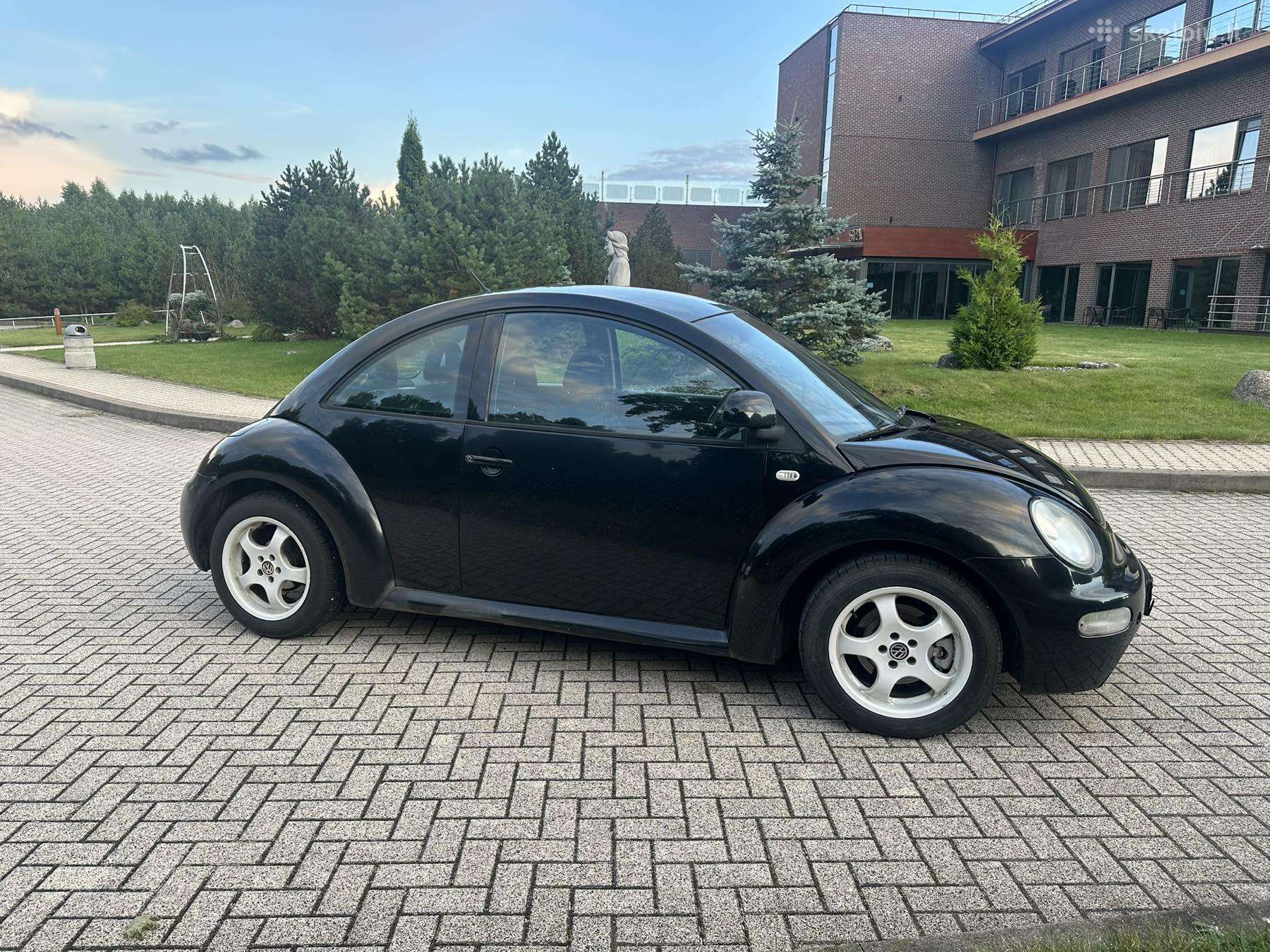 Volkswagen Beetle, 2.0 l., hatchback