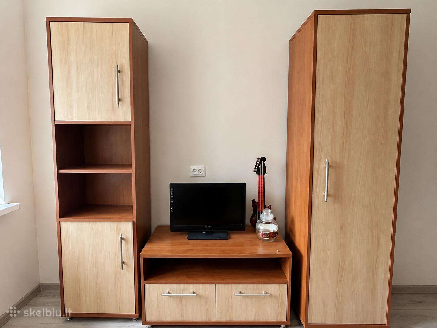 Naudota trijų dalių sekcija