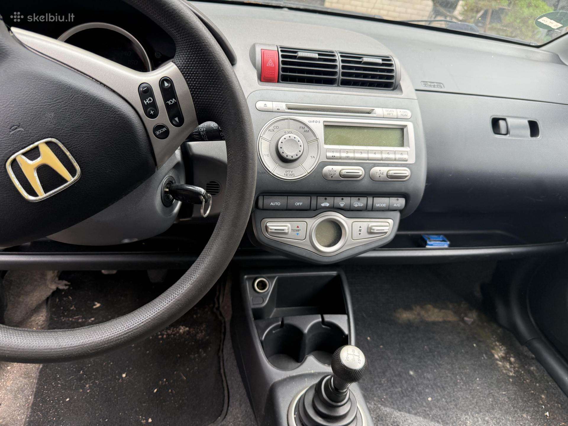 Honda Jazz 2005 dalimis