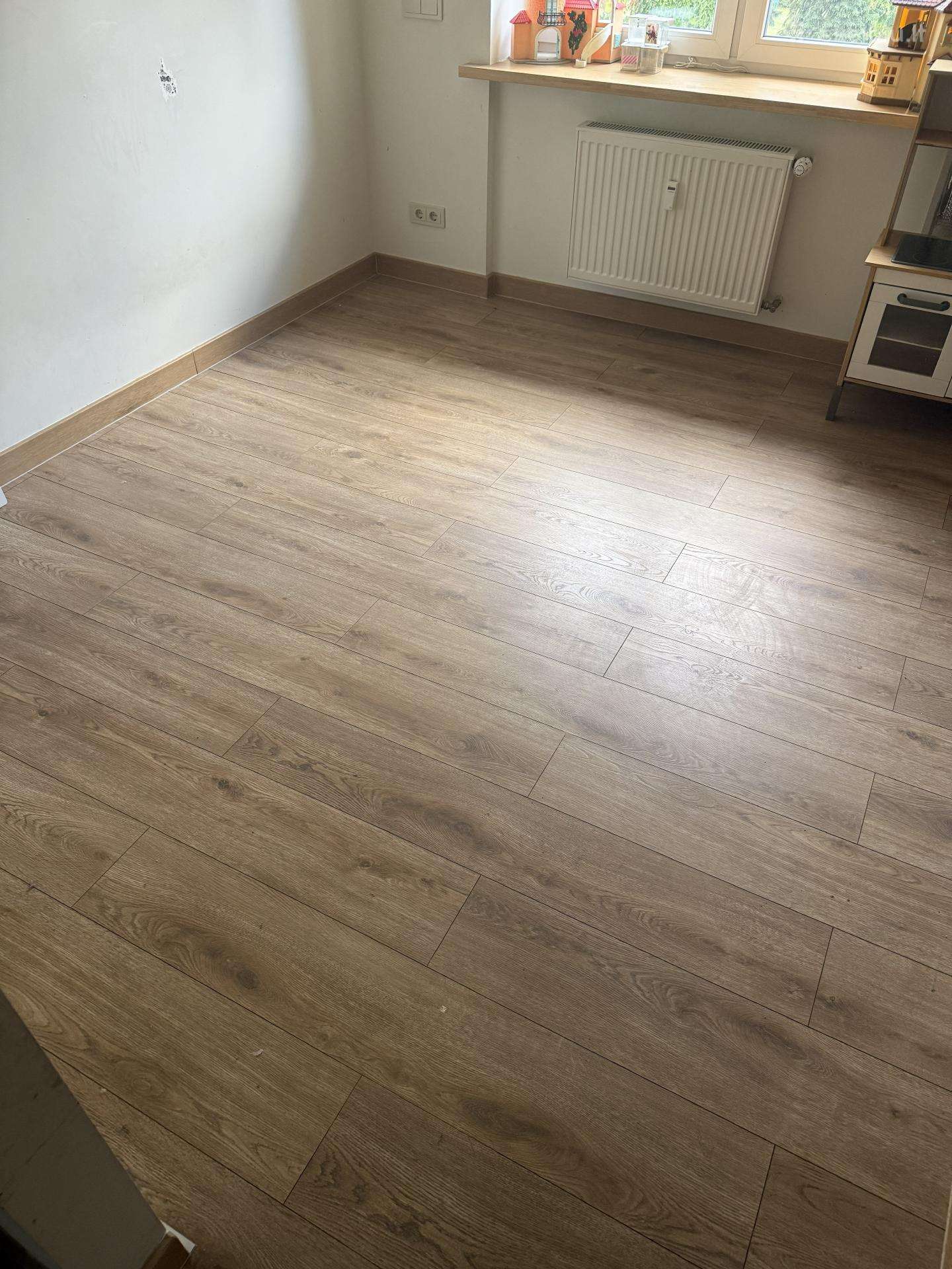 Naudotas Laminatas apie 55 m2 už 180 Eur!