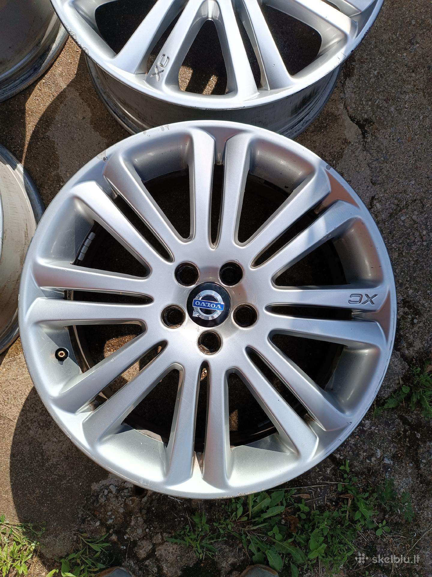 Volvo, lengvojo lydinio, R19