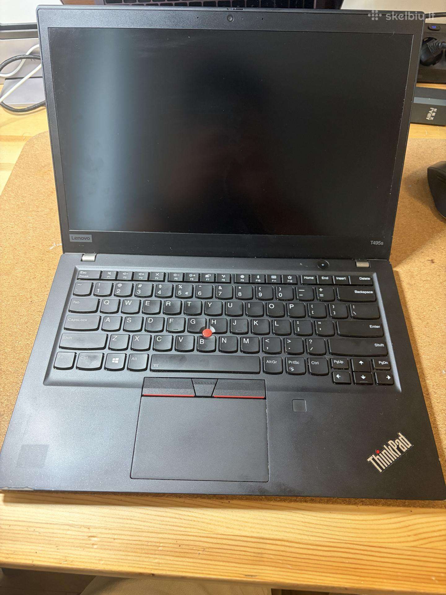 Lenovo Thinkpad T495s