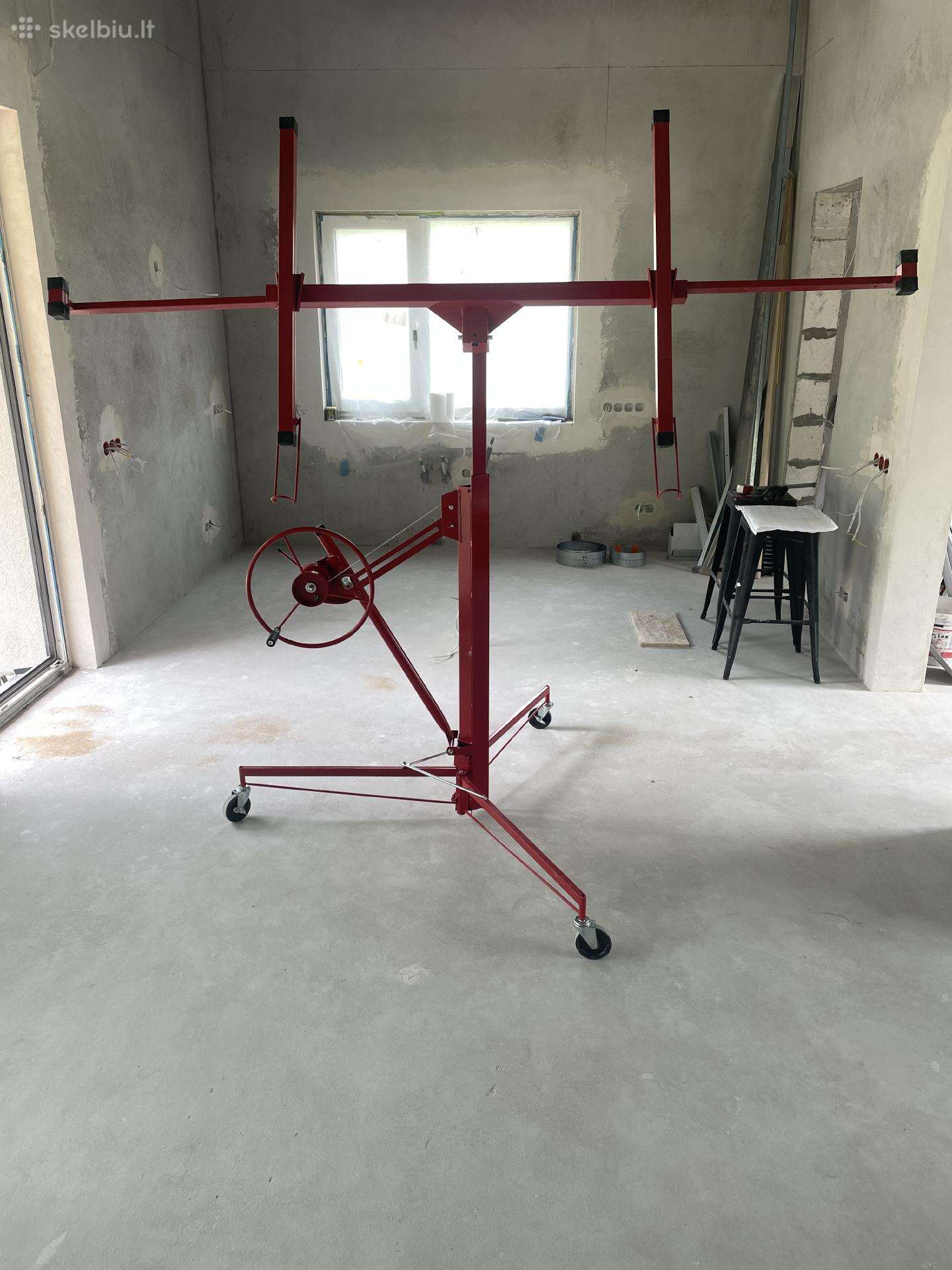 Gipso plokščių keltuvas.naudotas.