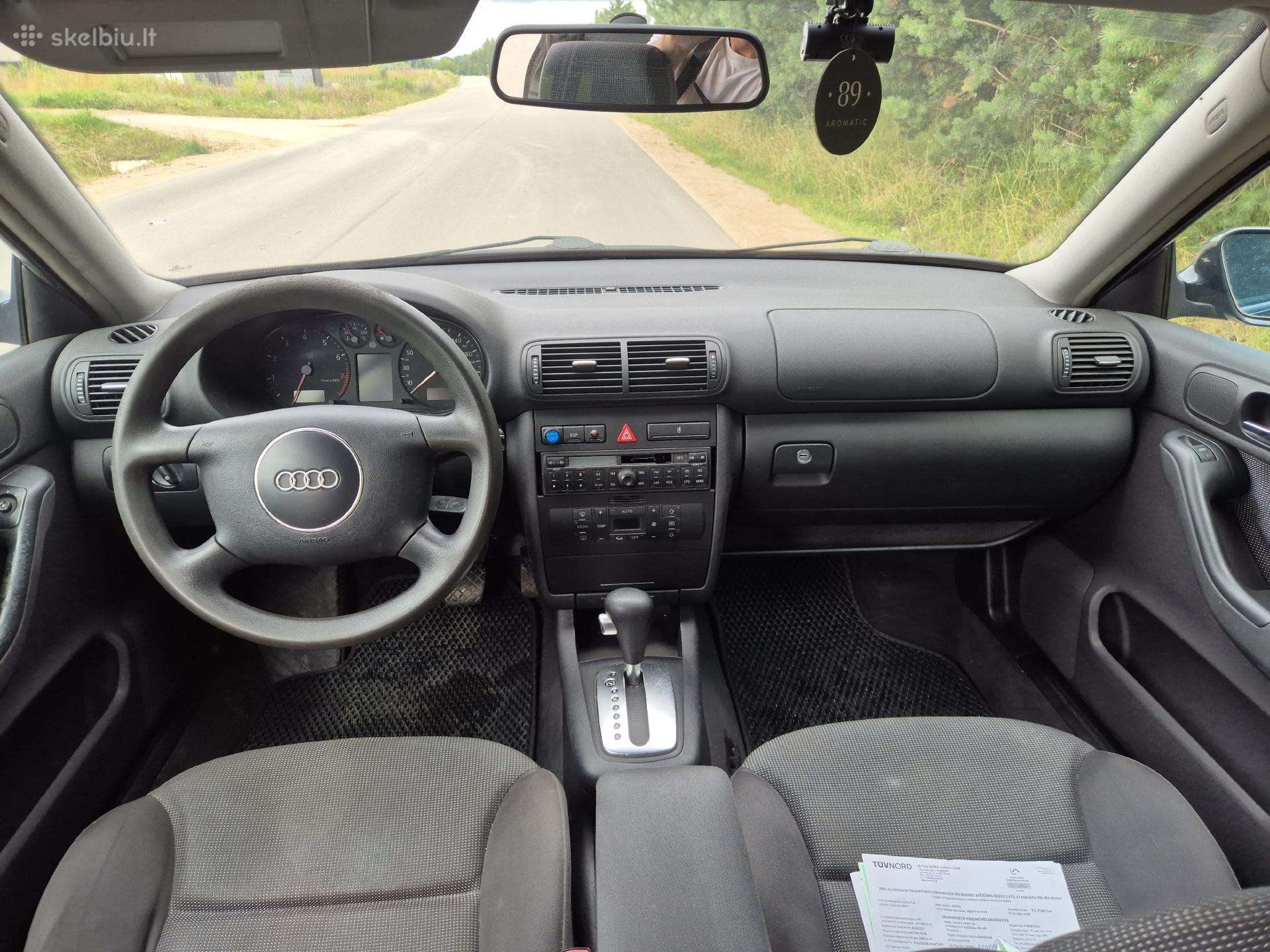 Audi A3, 1.6 l., Хэтчбек