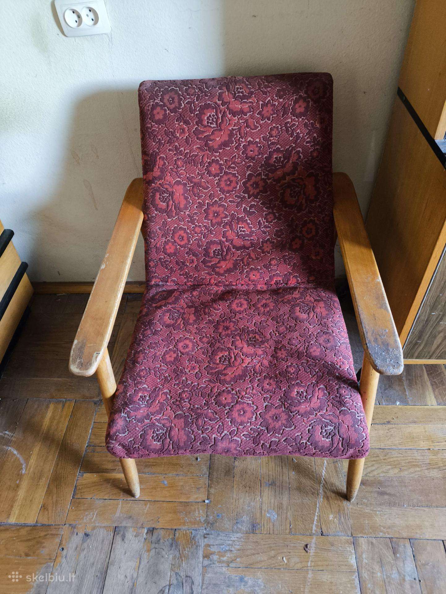 Dovanojami krėslai