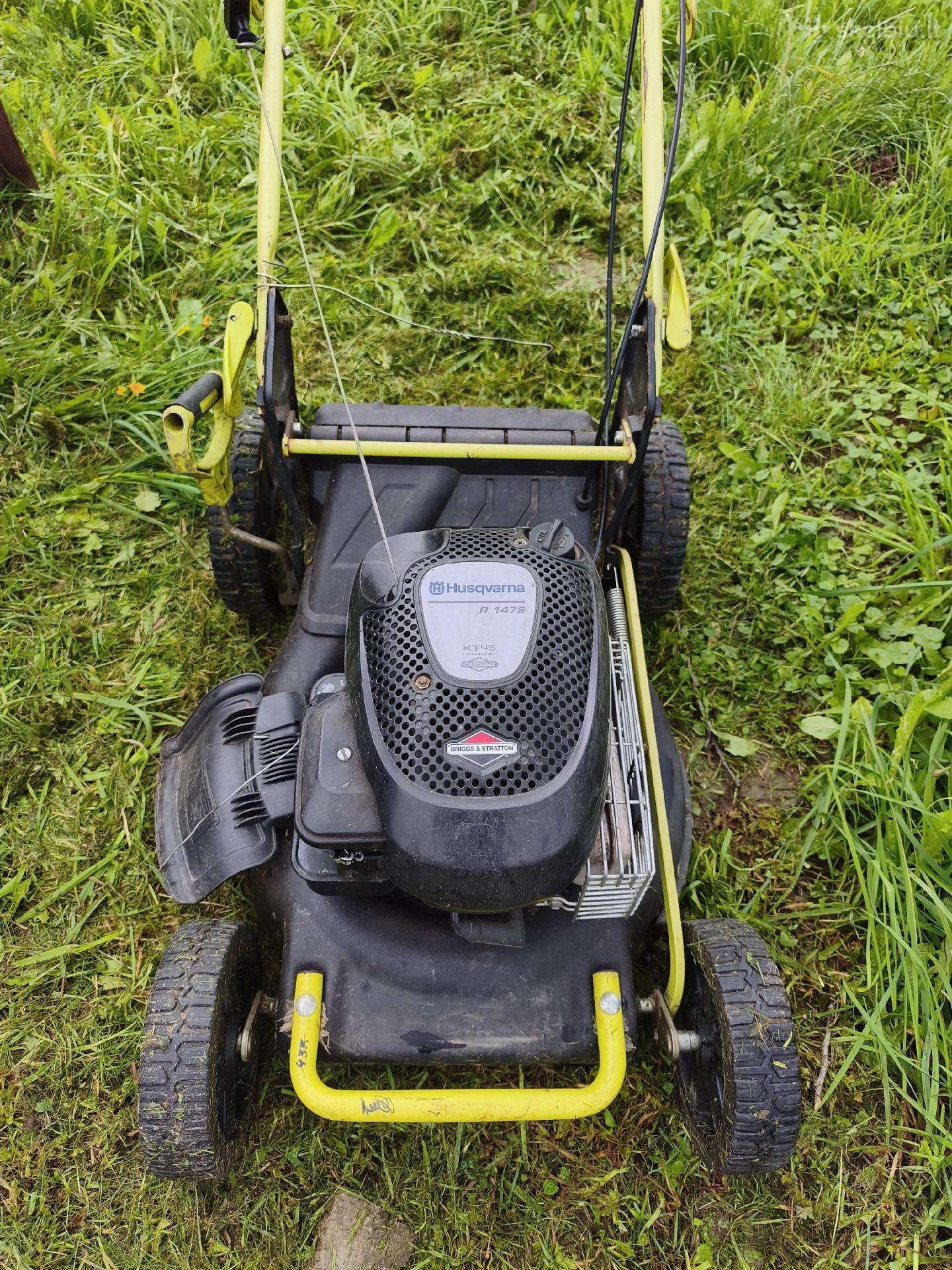 Husqvarna savaeigė