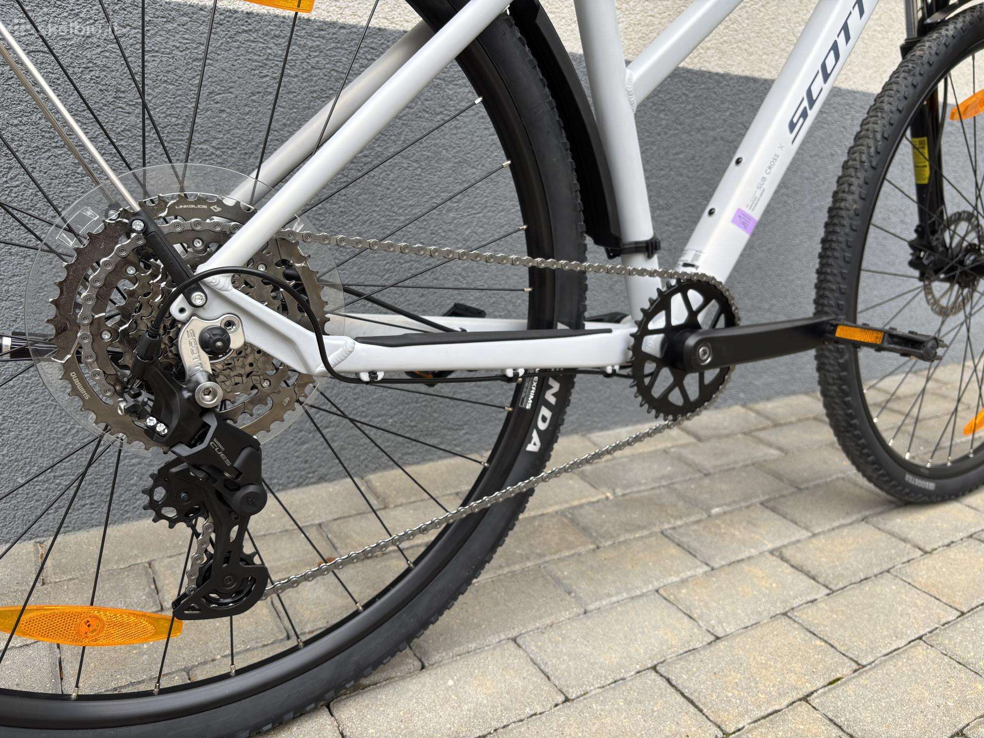 Hybrid bike Scott 28″