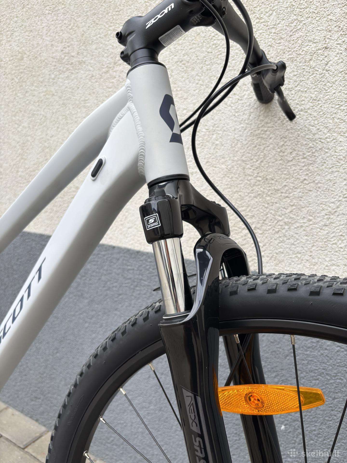 Hybrid bike Scott 28″