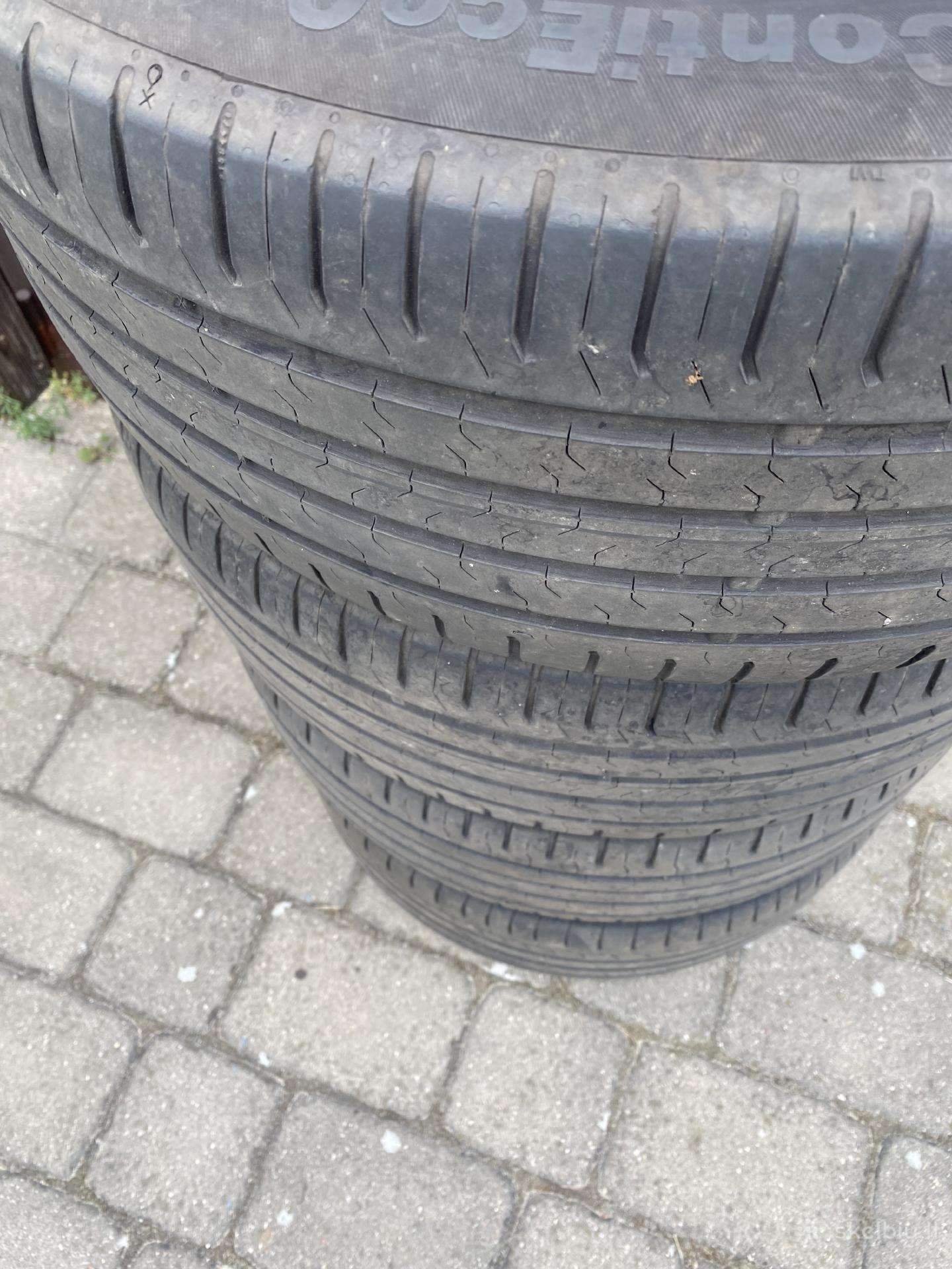 Continental, летние 225/50 R17