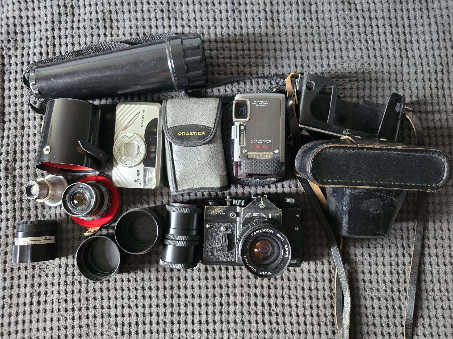 Fotoįrangos rinkinys / lotas (Zenit Ttl su Pentaco