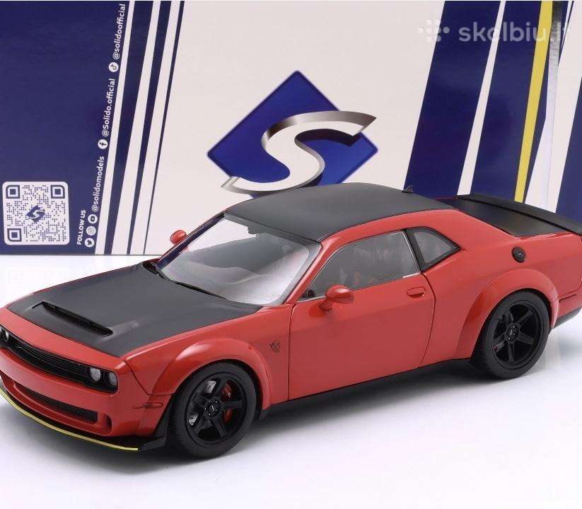 Dodge Challenger Srt