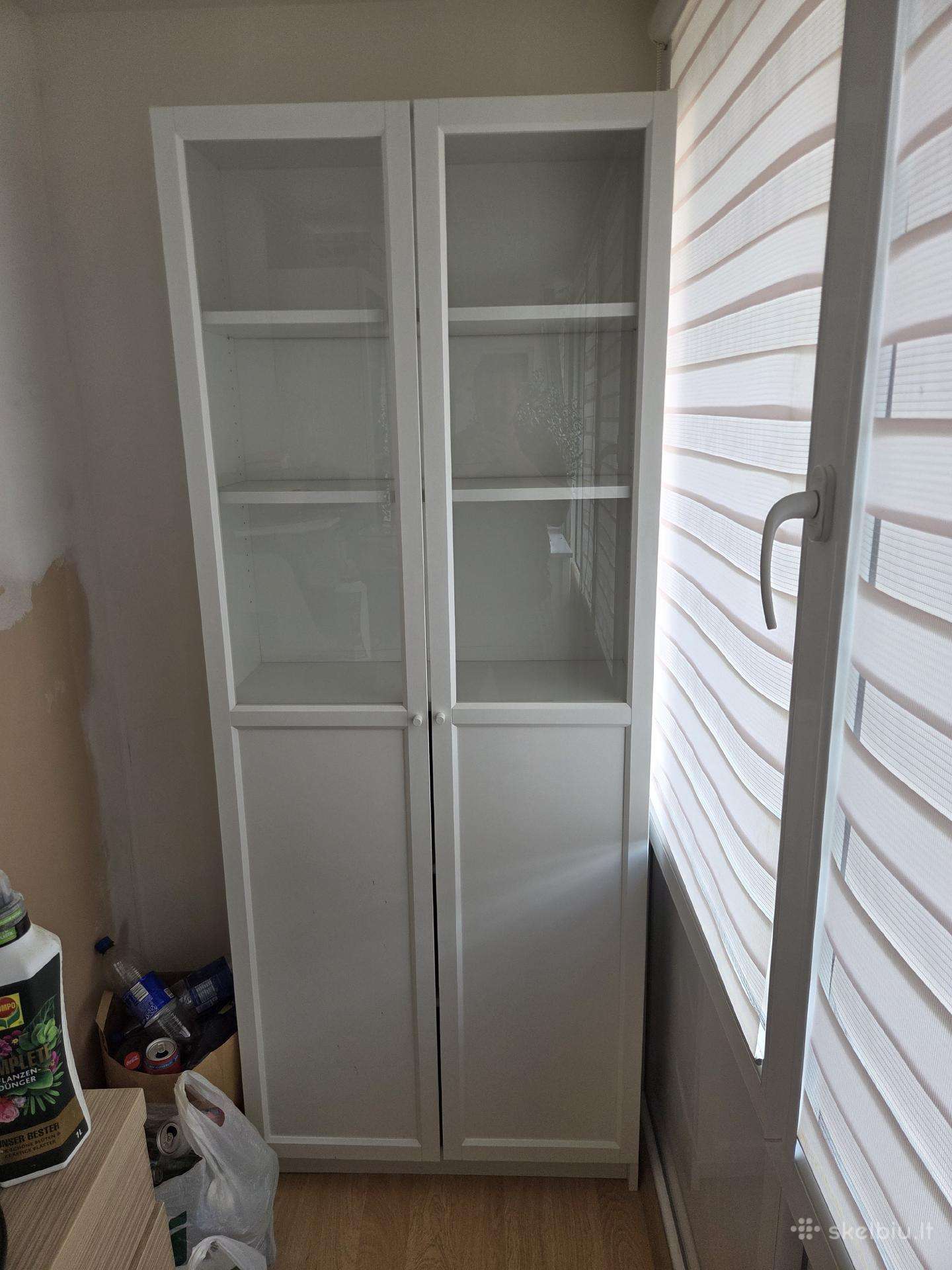 Ikea knygų spintos