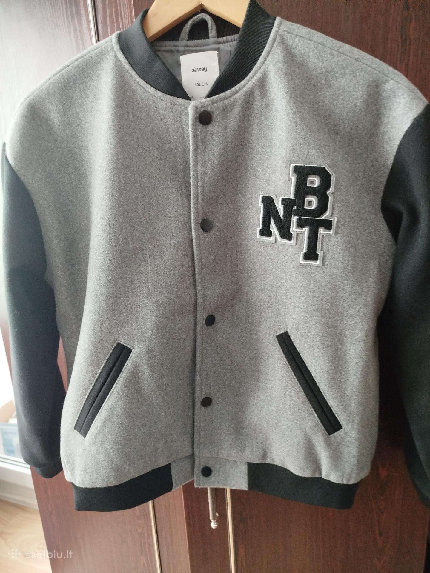 Bomber 152
