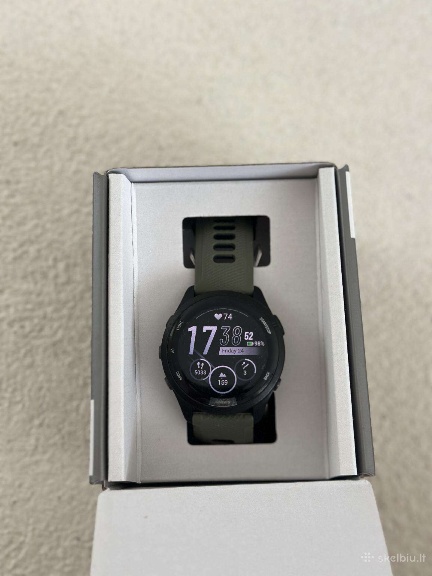 Garmin Forerunner 265 music