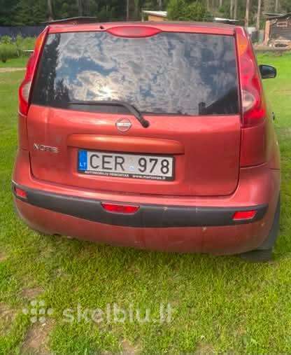 Nissan Note, 1.6 l., hatchback