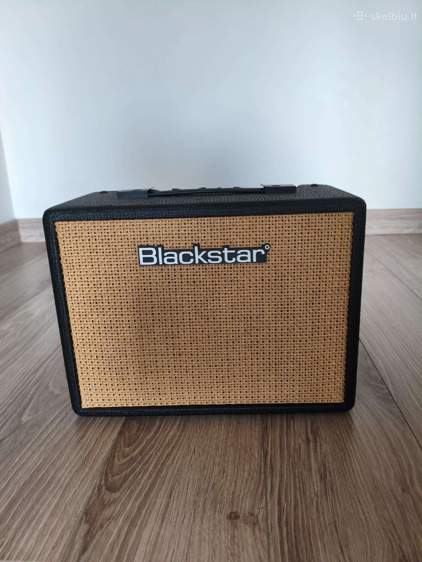 Kubas stiprintuvas gitarai Blackstar Debut 15e