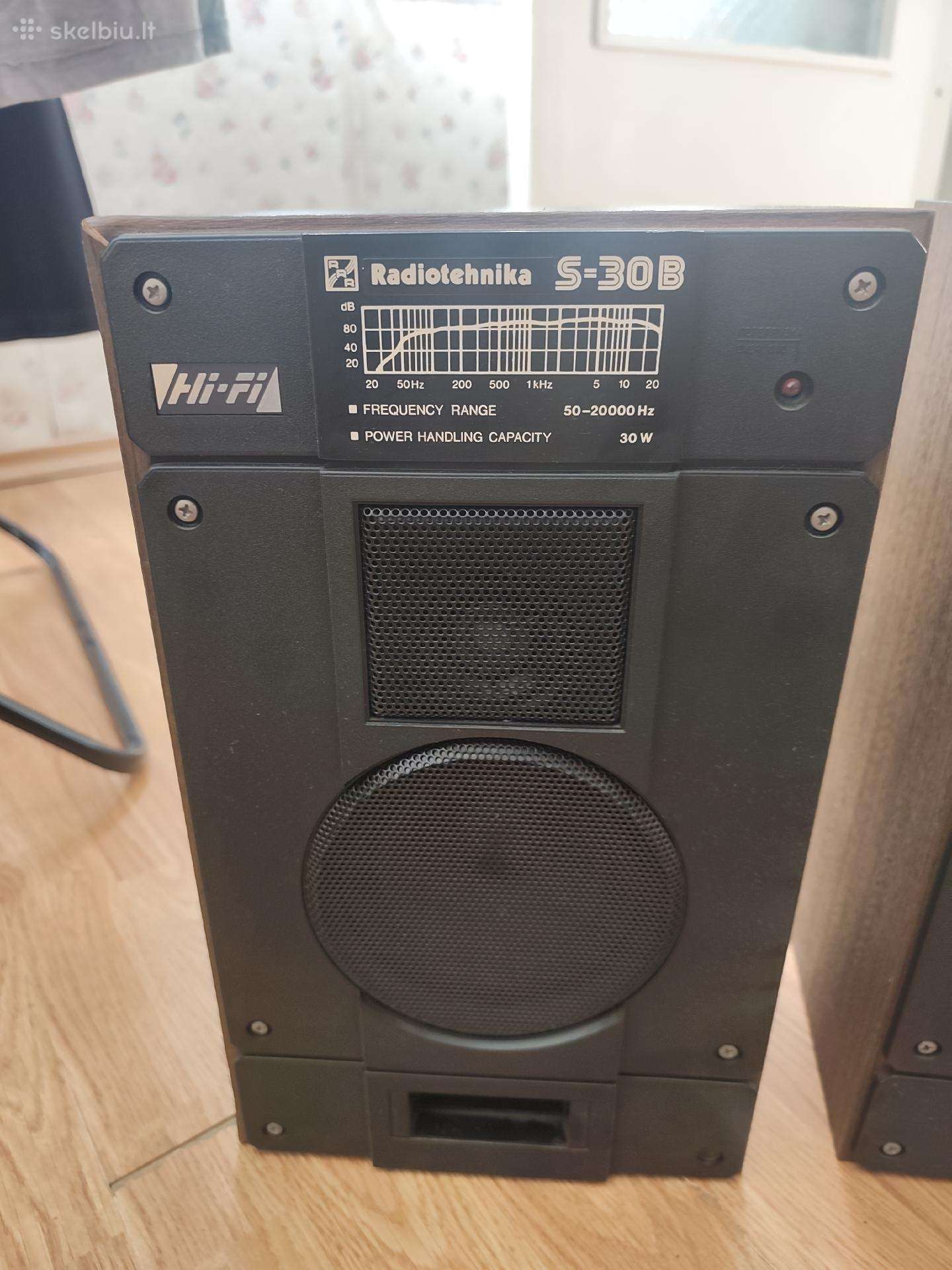 Radiotechnika S30-b garso kolonėlės + priedai