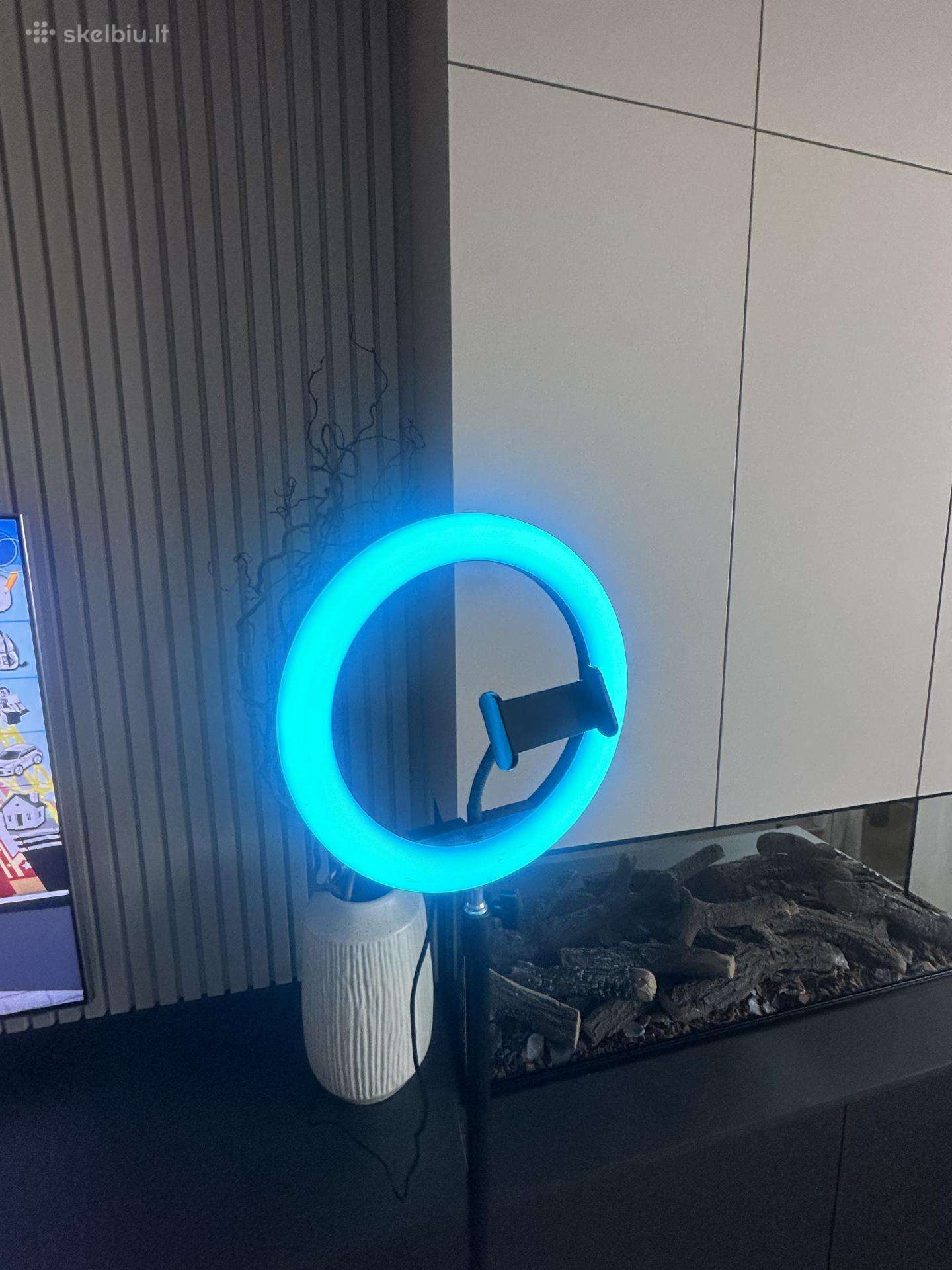 LED lempa