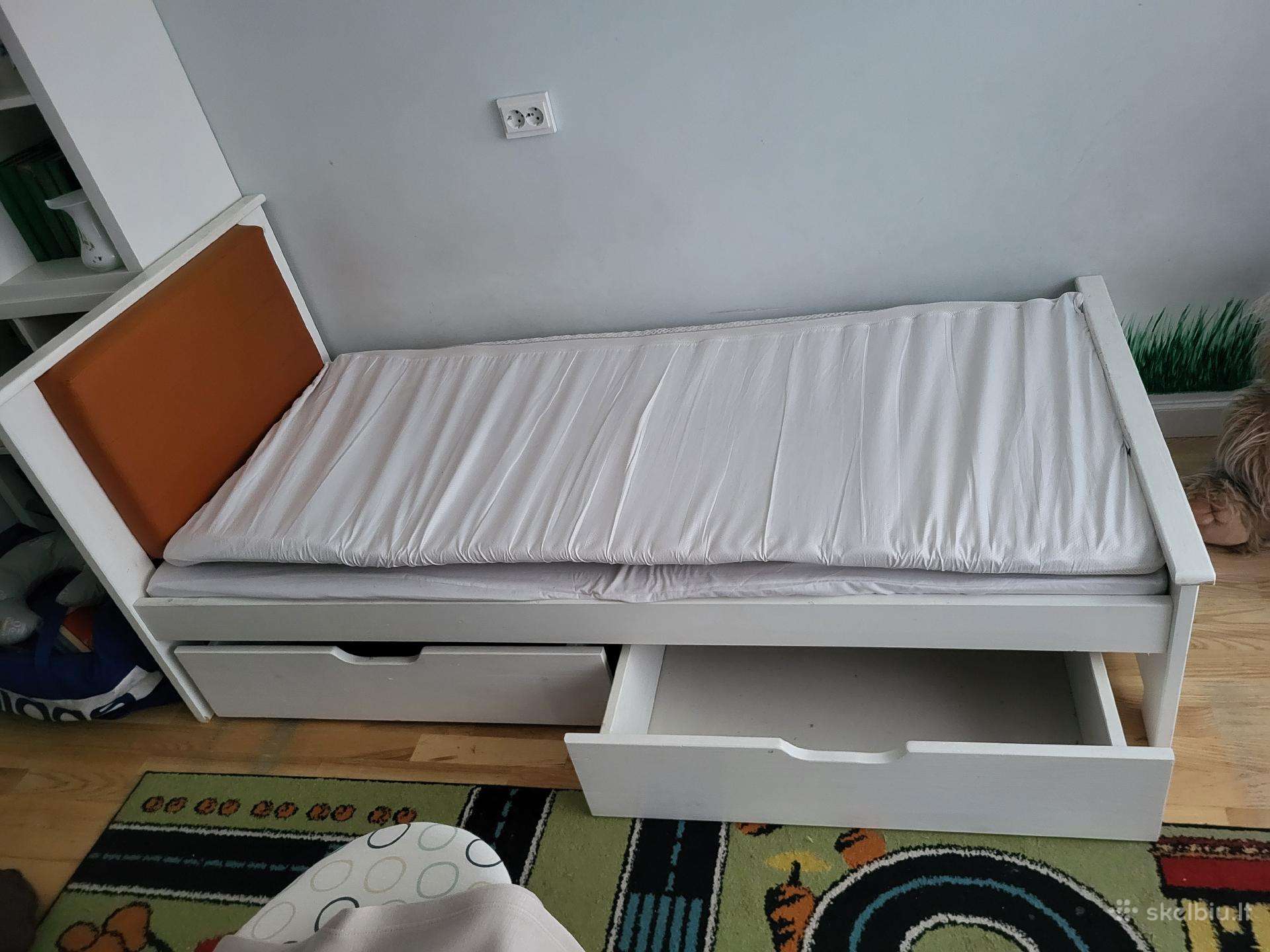 Parduodu paauglio lova apie 90/180cm