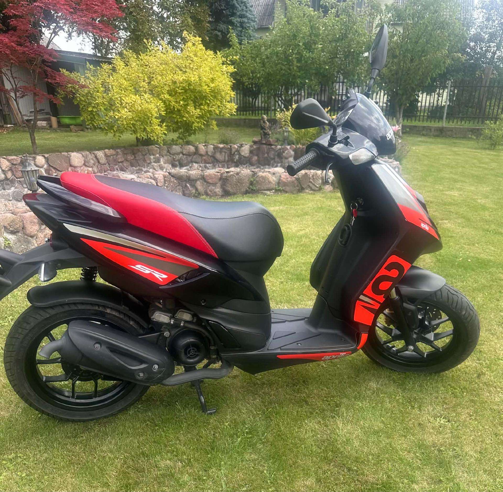 Aprilia SR 50cc, мотороллеры / мопеды