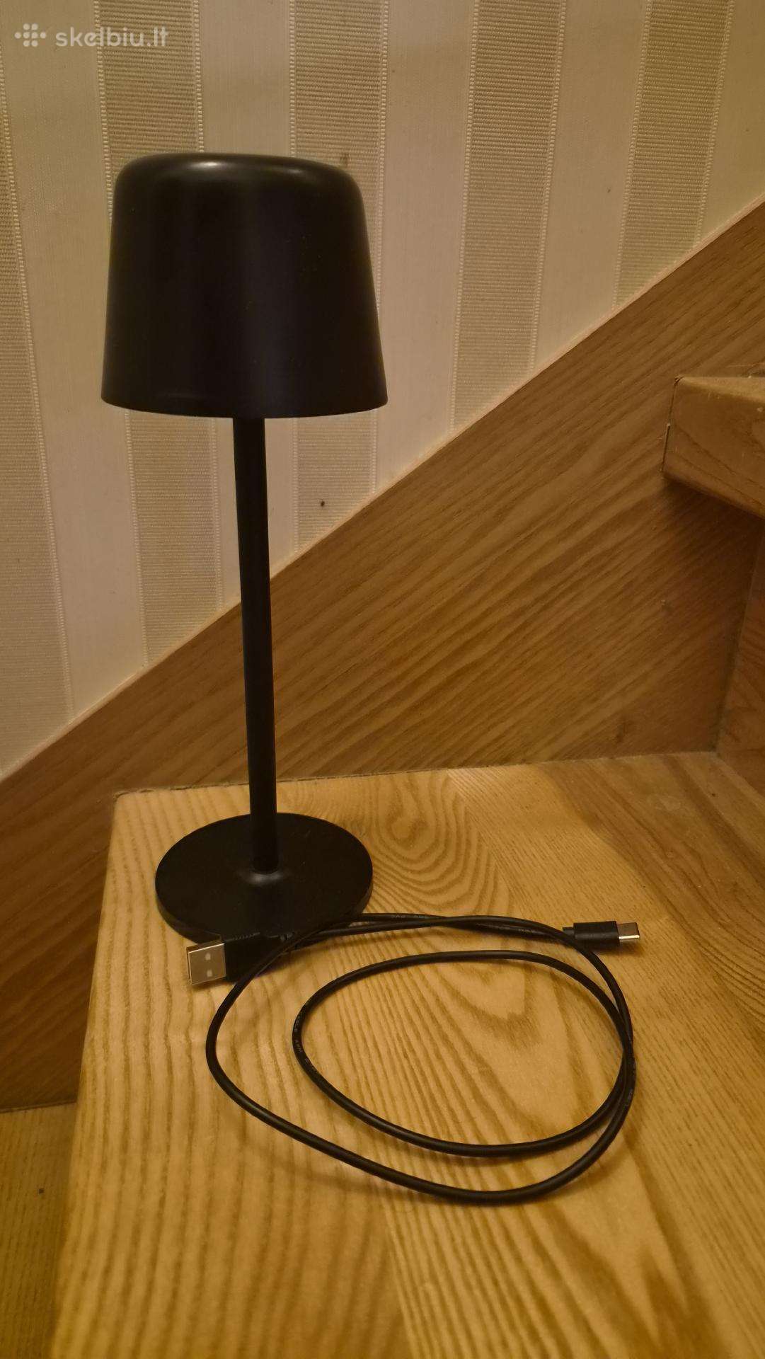 LED stalinis šviestuvas
