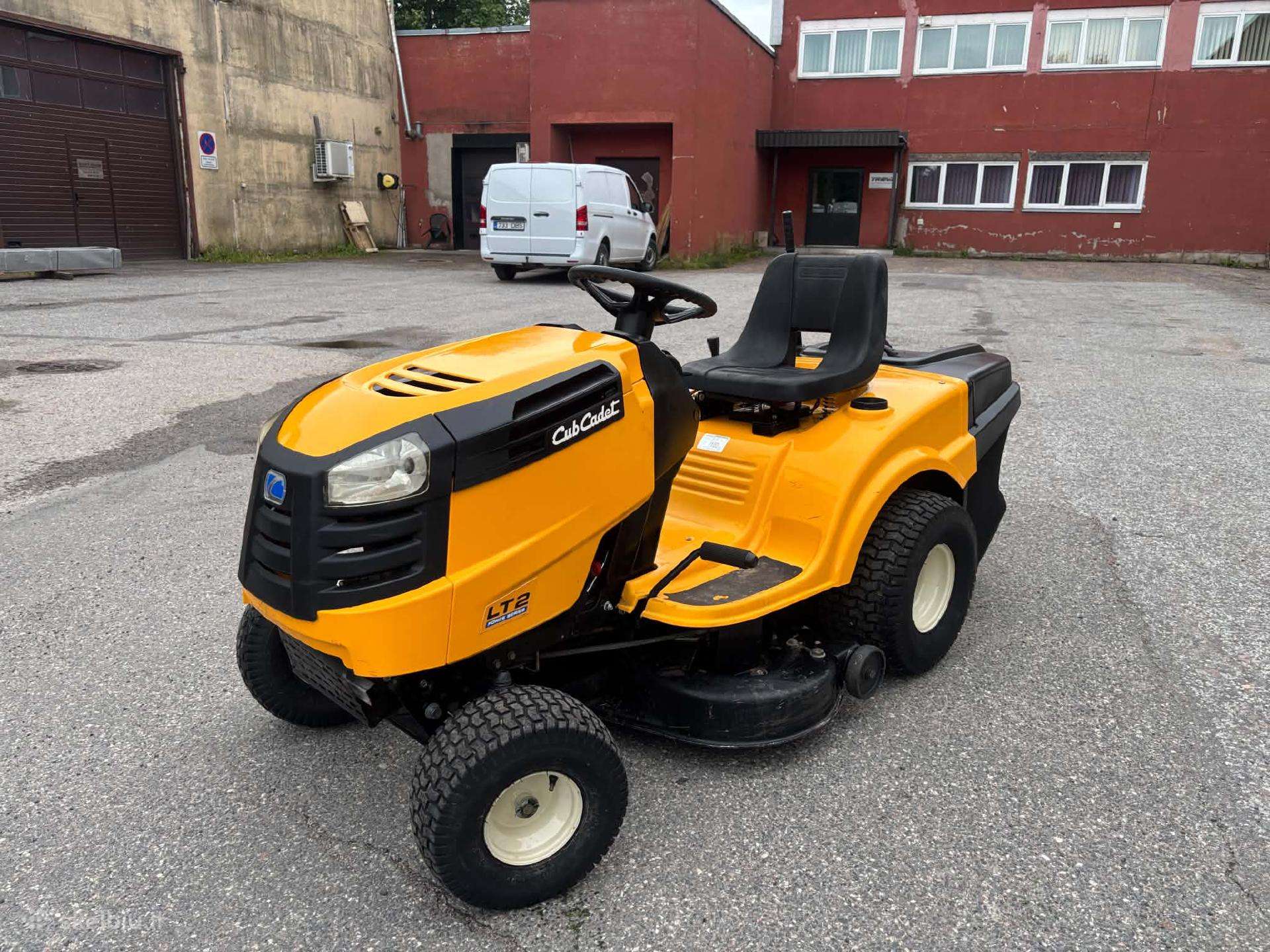 Cub cadet