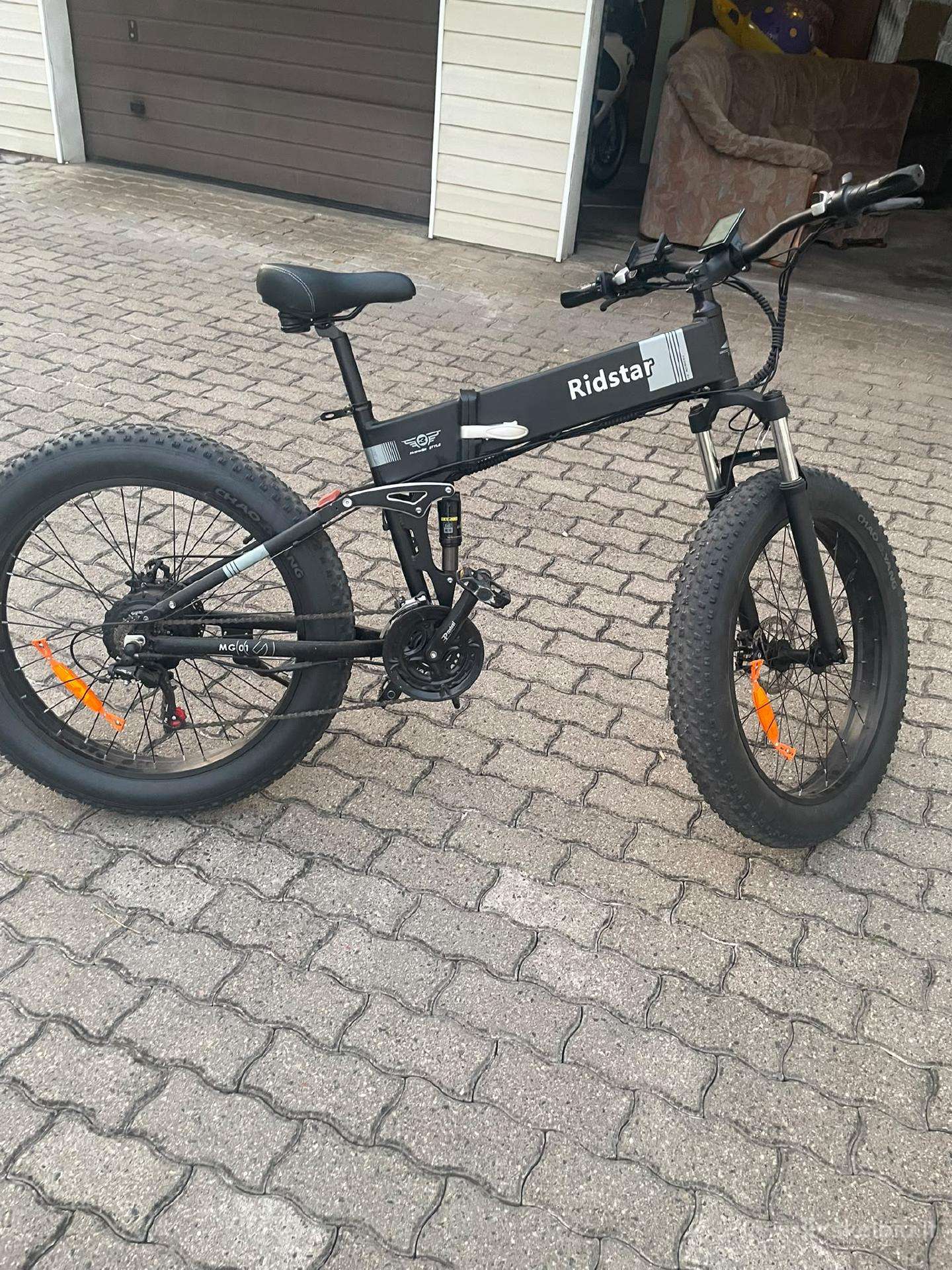 Parduodamas elektrinis dviratis Ridstar Mg01