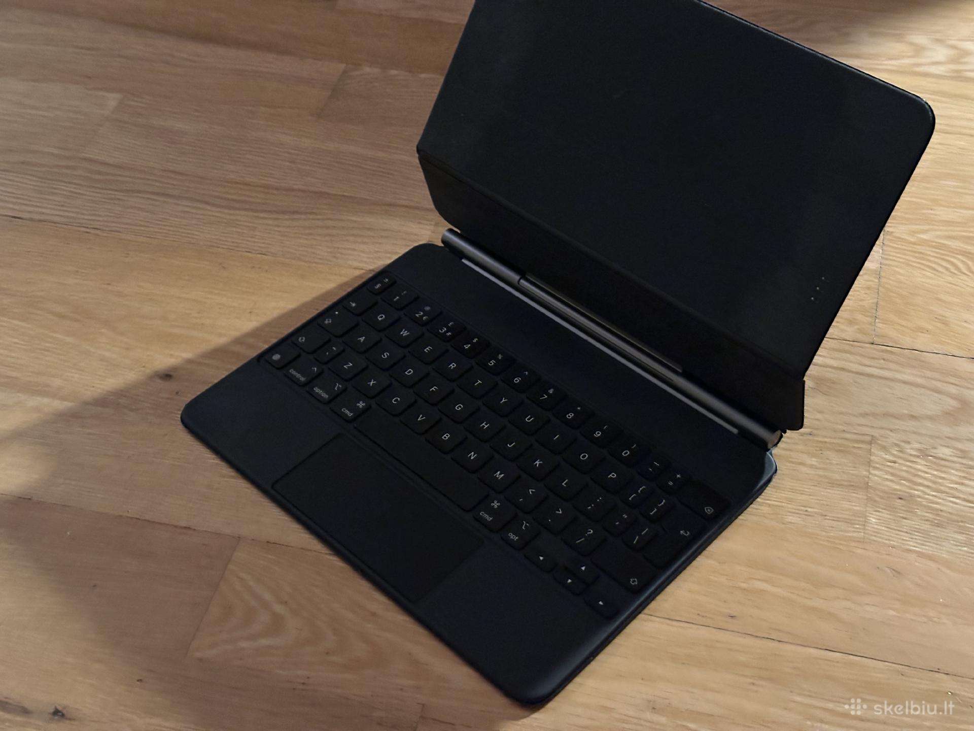 Apple Magic Keyboard iPad Pro 11