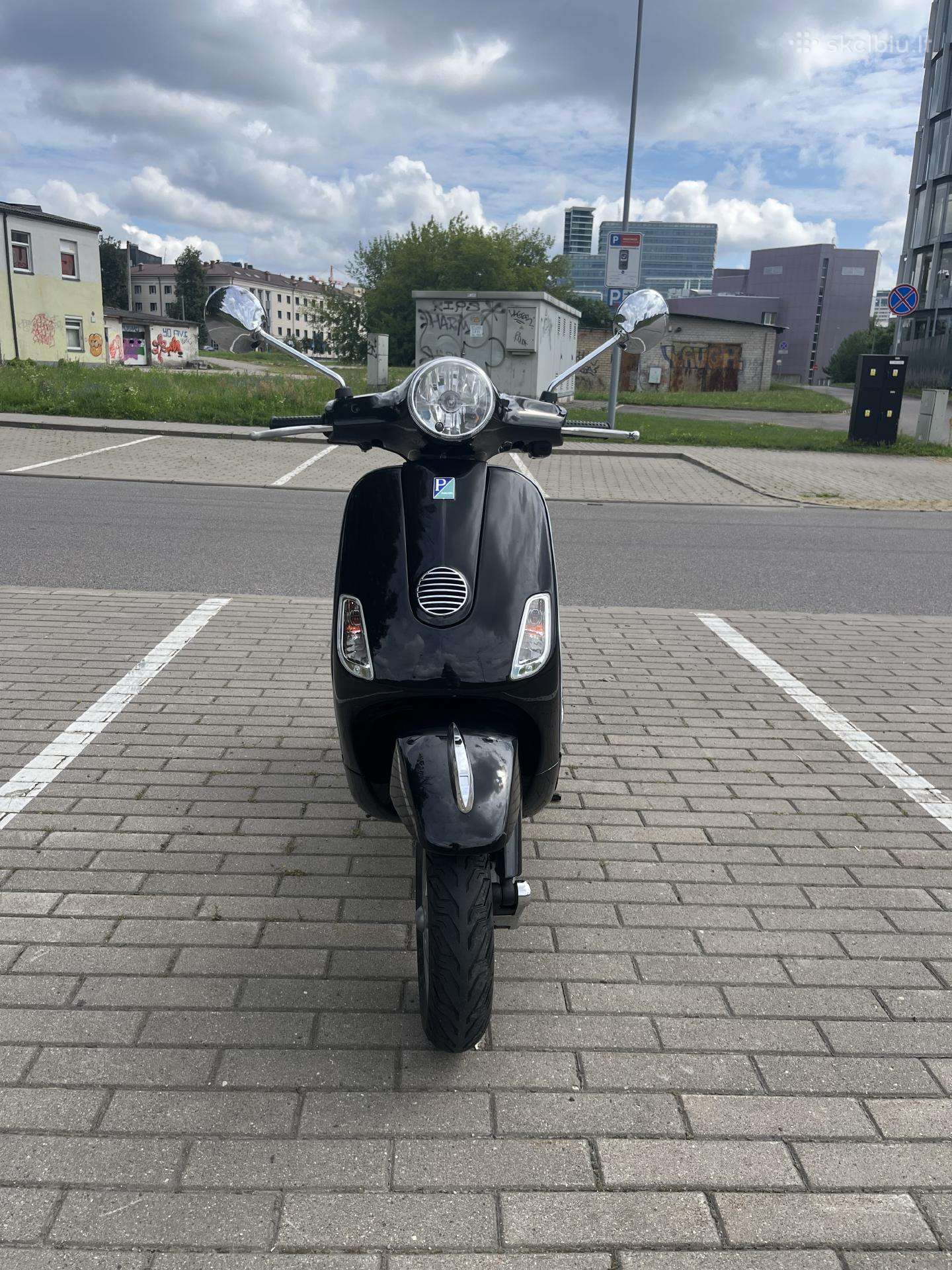Piaggio Vespa 49cc, мотороллеры / мопеды