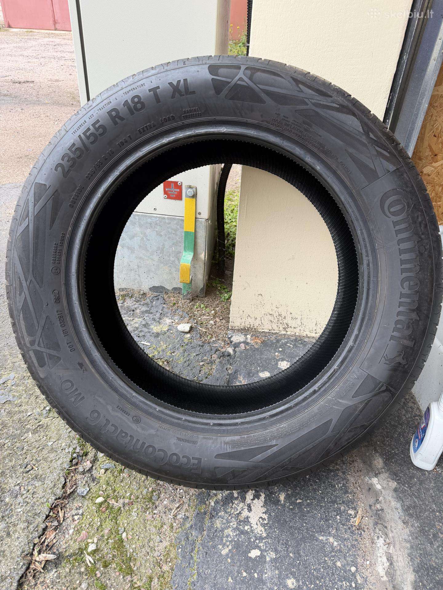 Padangos Continental 235/55r18