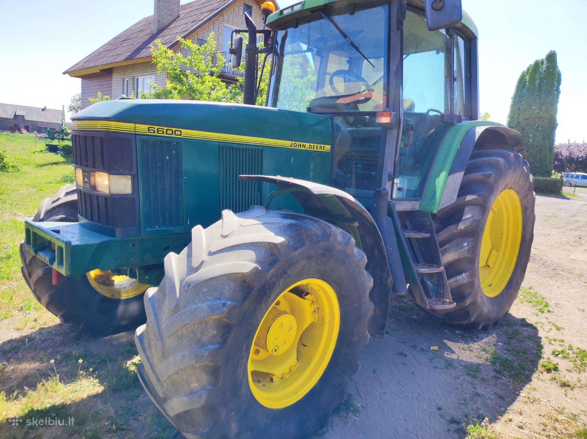 Traktorius John Deere 6600