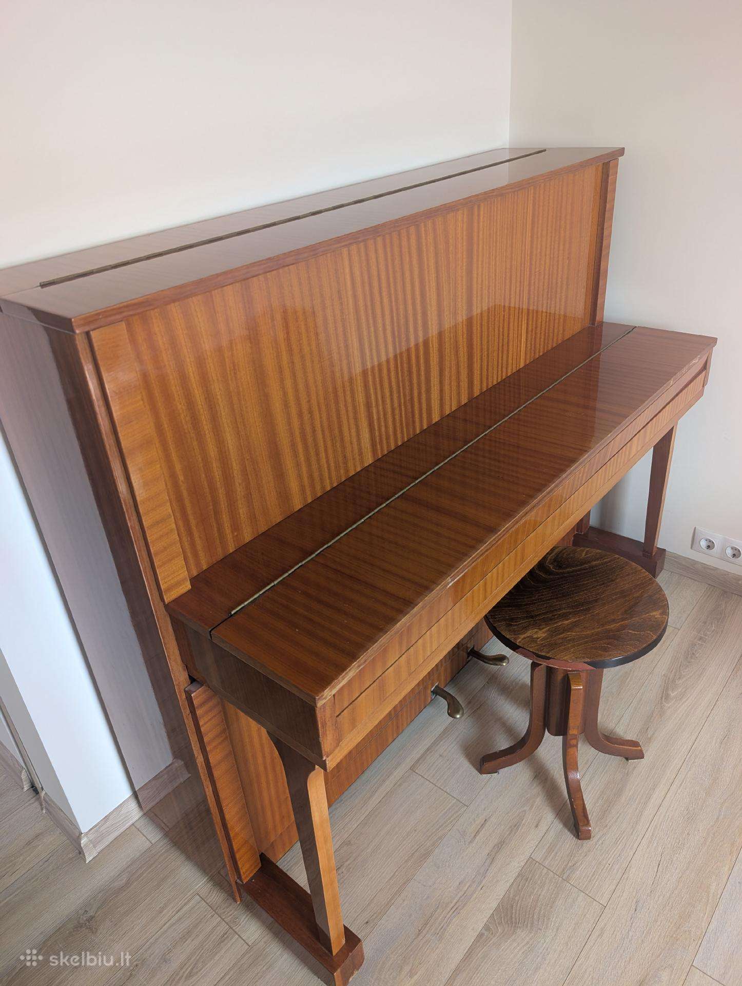 Pianinas Rondo