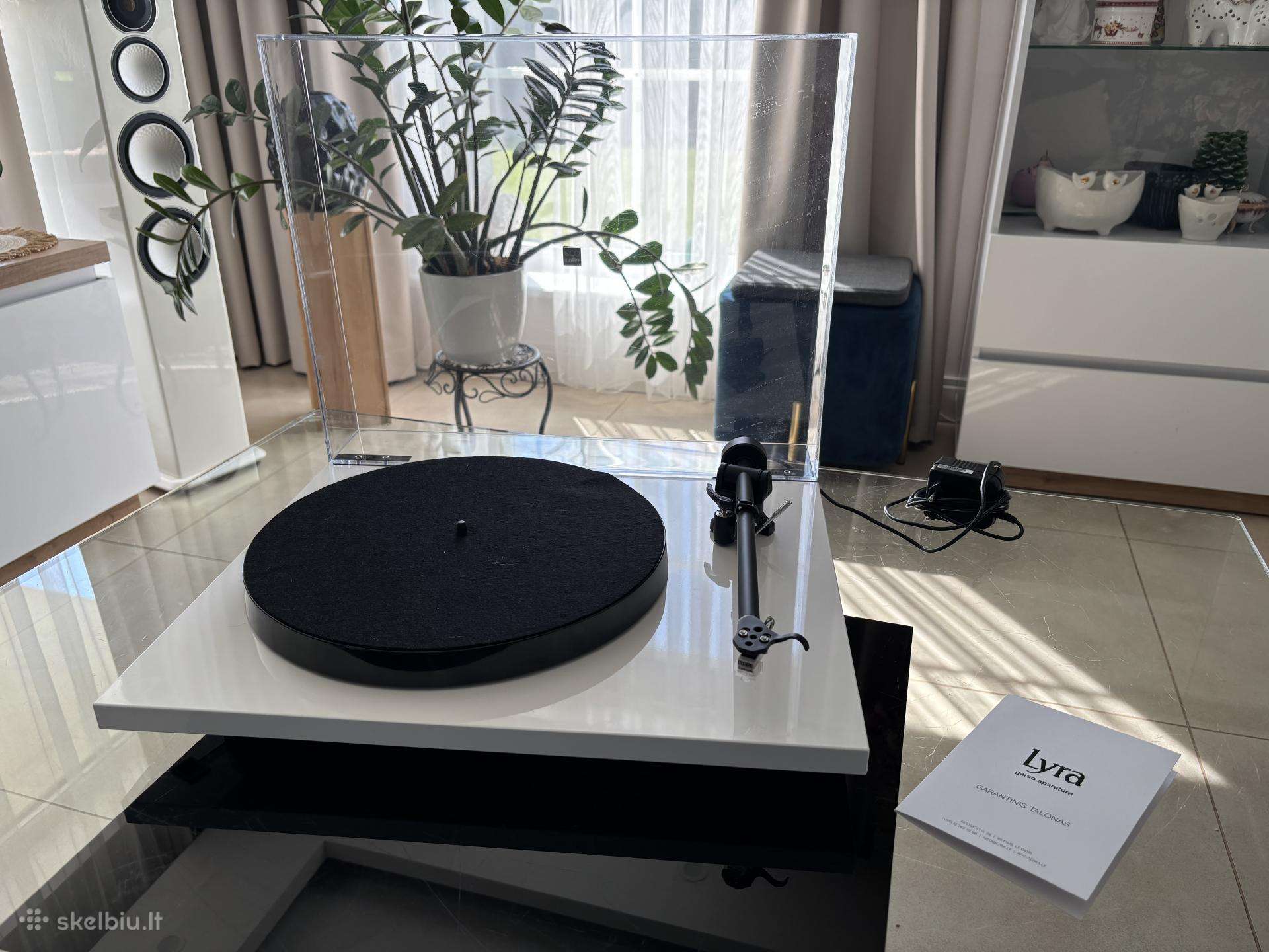 Rega planar P1 plus