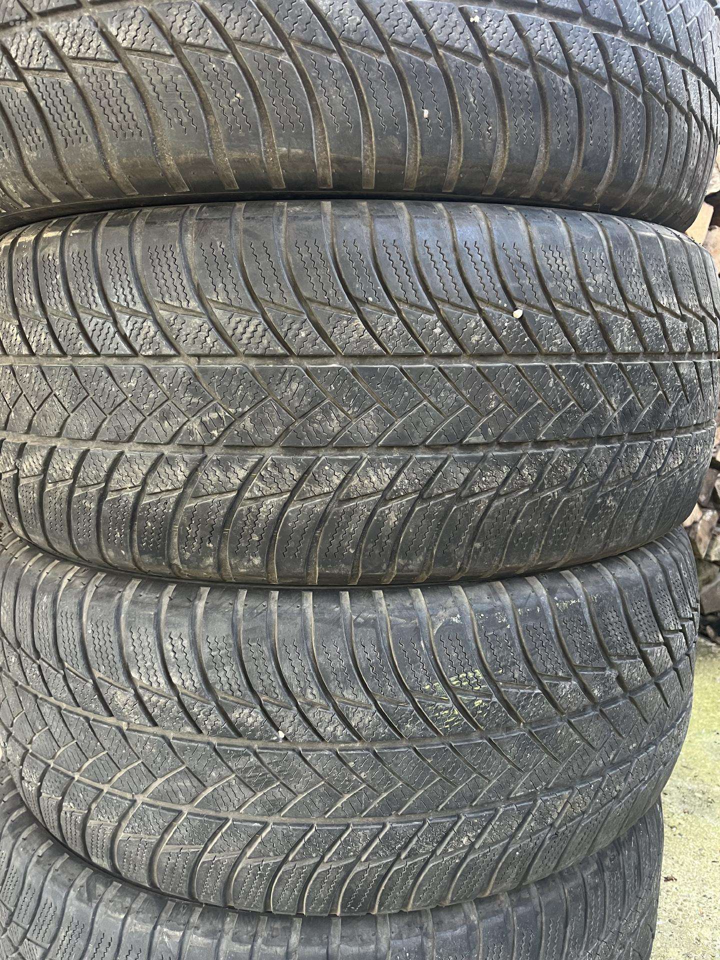 Bridgestone, всесезонные 255/55 R19